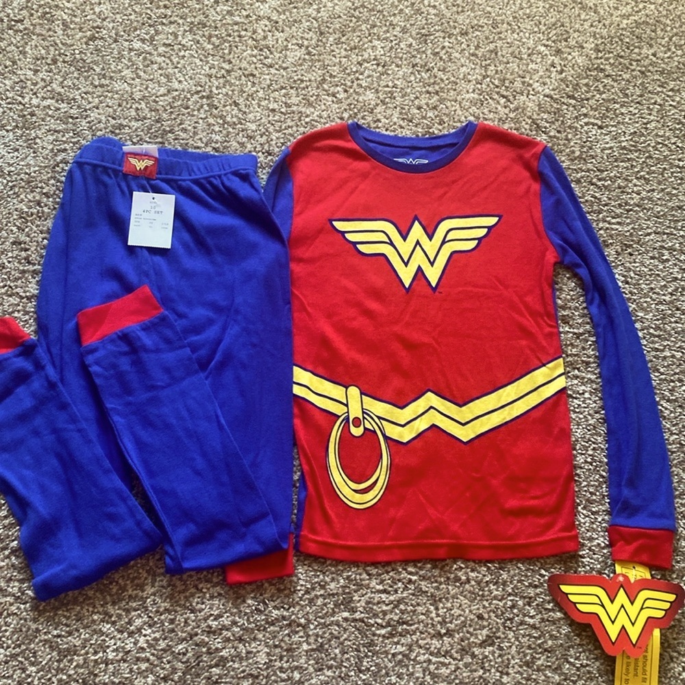 DC SUPER HERO WONDER WOMAN 2PC COTTON SLEEPWEAR SET CHILD SIZE 10 🌟NWT🌟